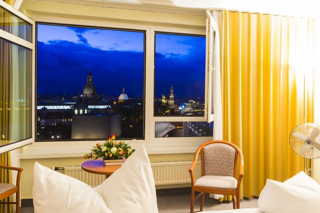 Hotel Am Terrassenufer Dresden Ngoại thất bức ảnh